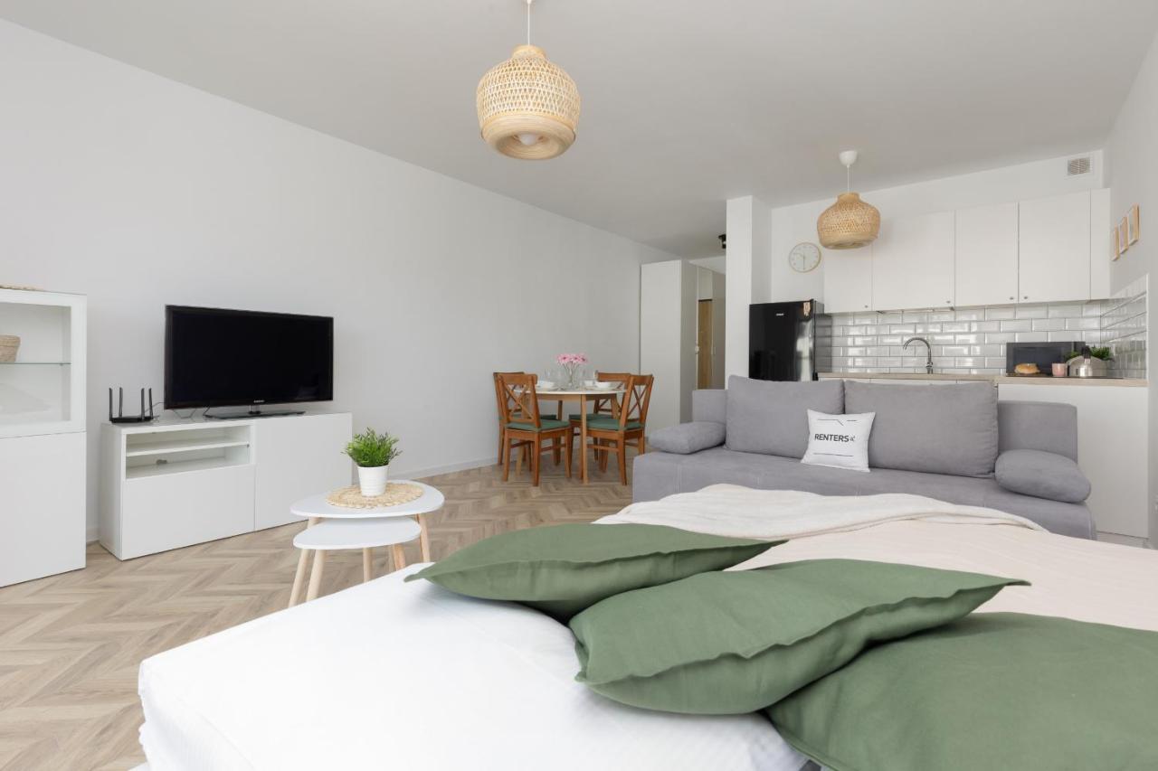 Ursus Sunny Studio For 4 Guests With Parking & Balcony By Noclegi Renters Warszawa Eksteriør billede