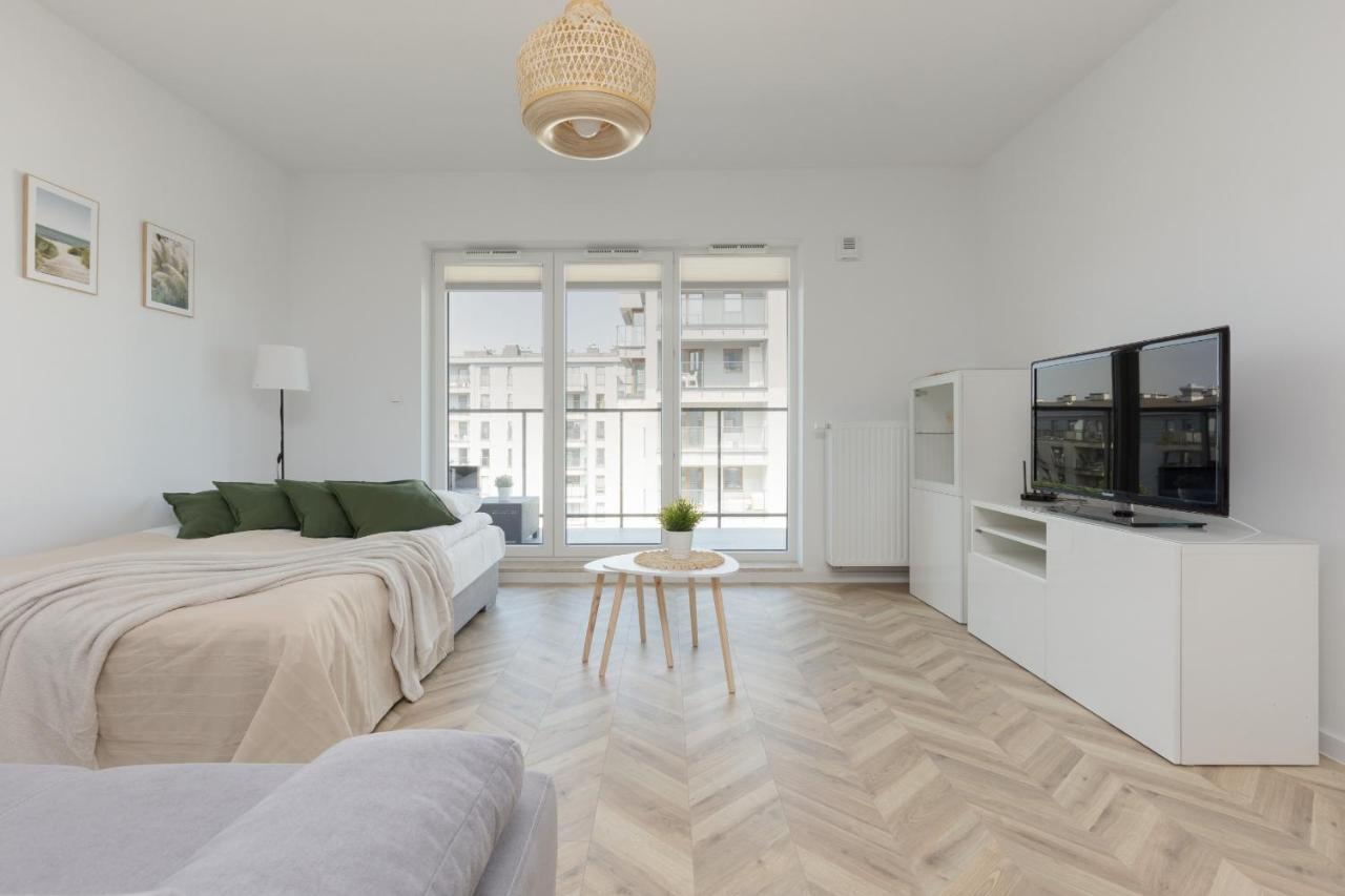 Ursus Sunny Studio For 4 Guests With Parking & Balcony By Noclegi Renters Warszawa Eksteriør billede